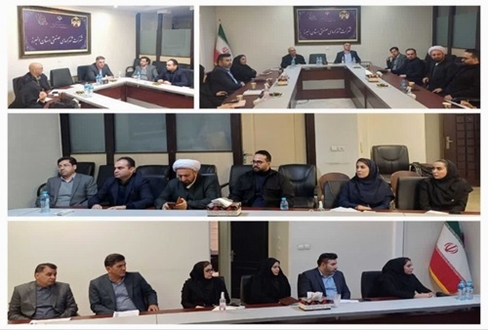 جلسه مدیرعامل شرکت شهرک‌های صنعتی استان البرز با کارکنان معاونت صنایع کوچک برگزار شد.